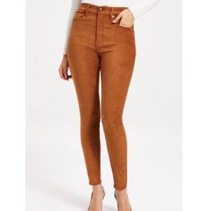 🆕 Good American Brown/ Tobacco Suede Jeans, Size 6/28